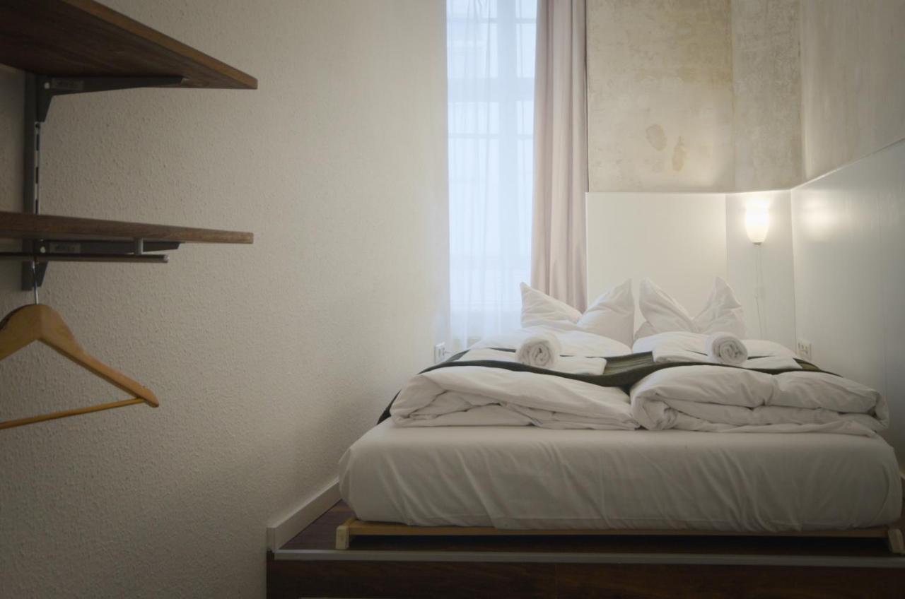 Appartamento Altbauwohnung Mit 3 Baedern *
