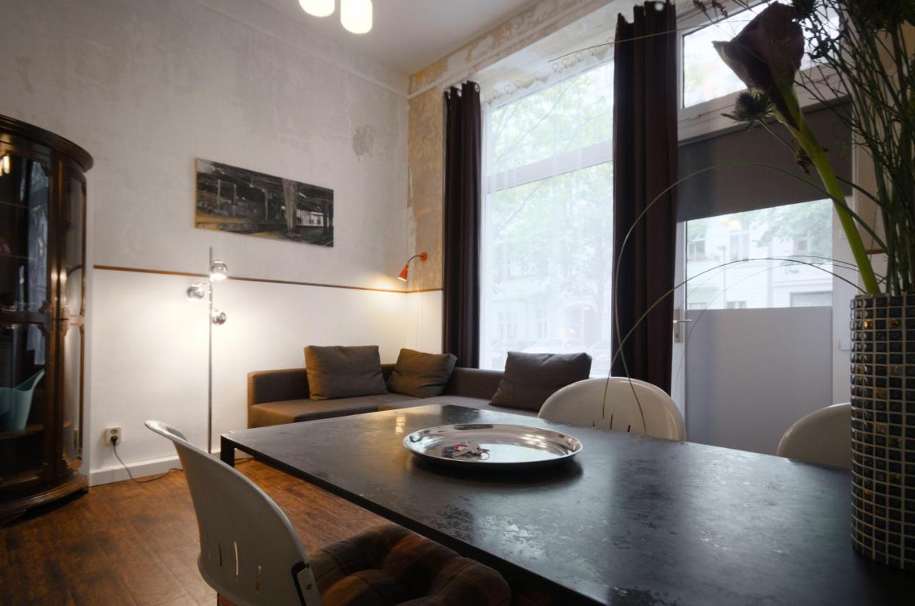 Altbauwohnung Mit 3 Baedern Berlino